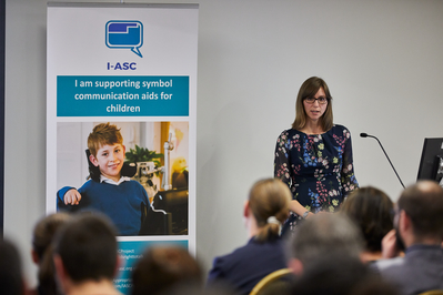 Nicola Randall presenting findings Nicola Randall presenting findings